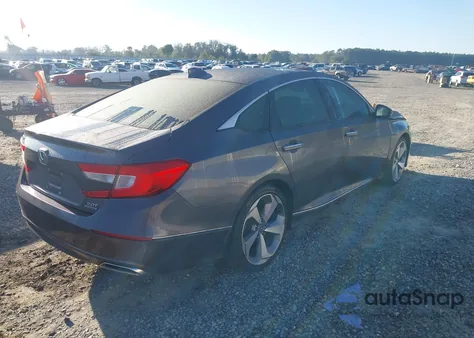 2018 Honda Accord Touring 2.0T из США, поврежденный, VIN 1HGCV2F9XJA003503